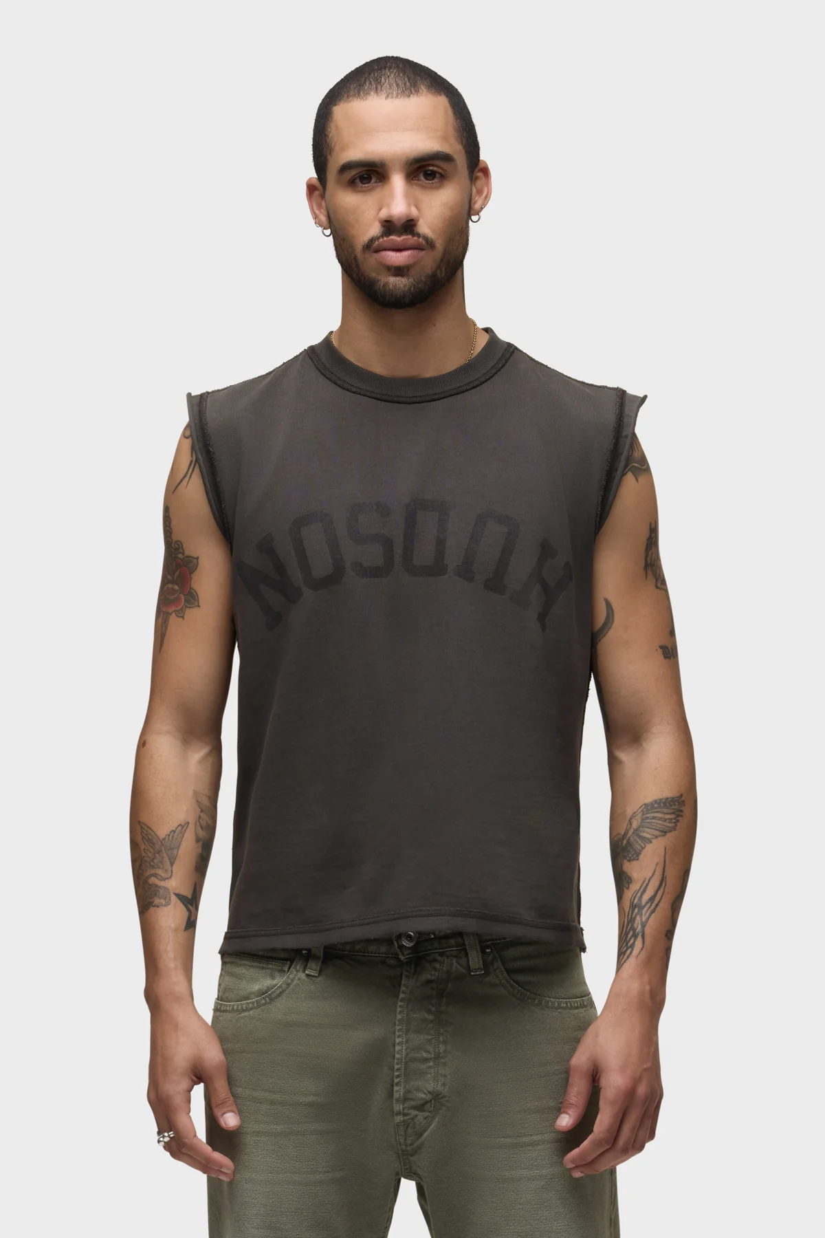 Leo Cut-Off Tee