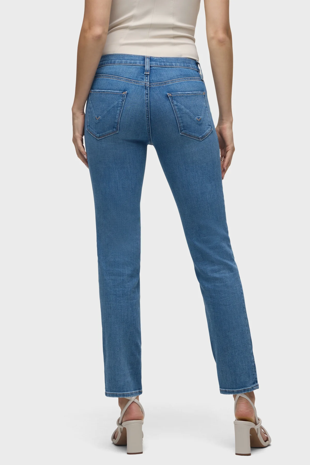 Nico Mid-Rise Straight Ankle Jean - Image 3