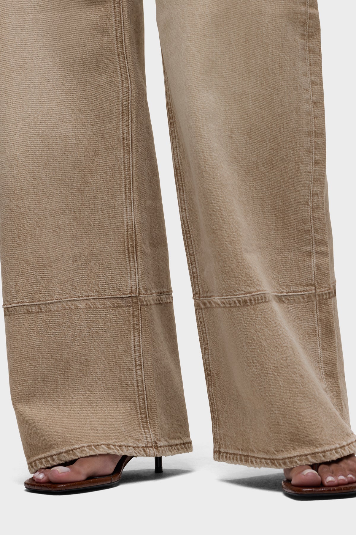 Rylee Pintucked Loose Pant - Image 8