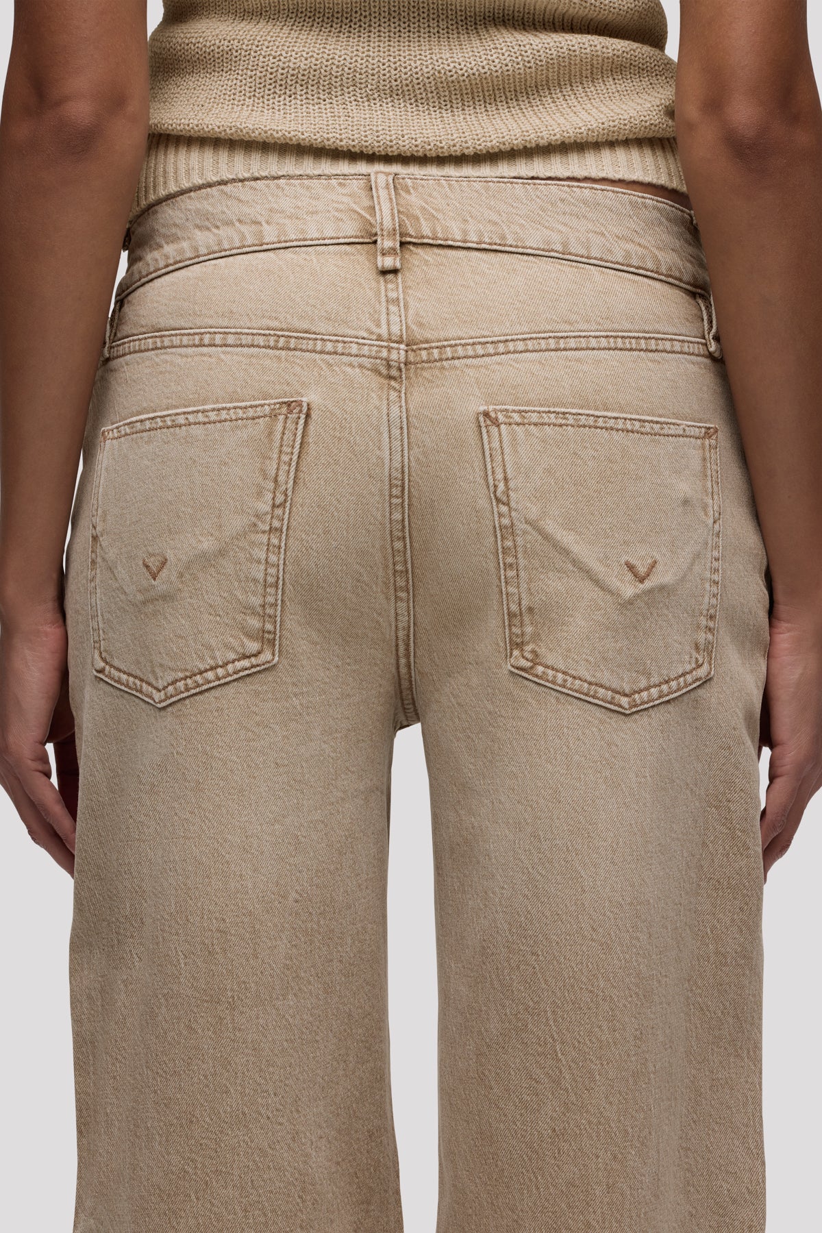 Rylee Pintucked Loose Pant - Image 9