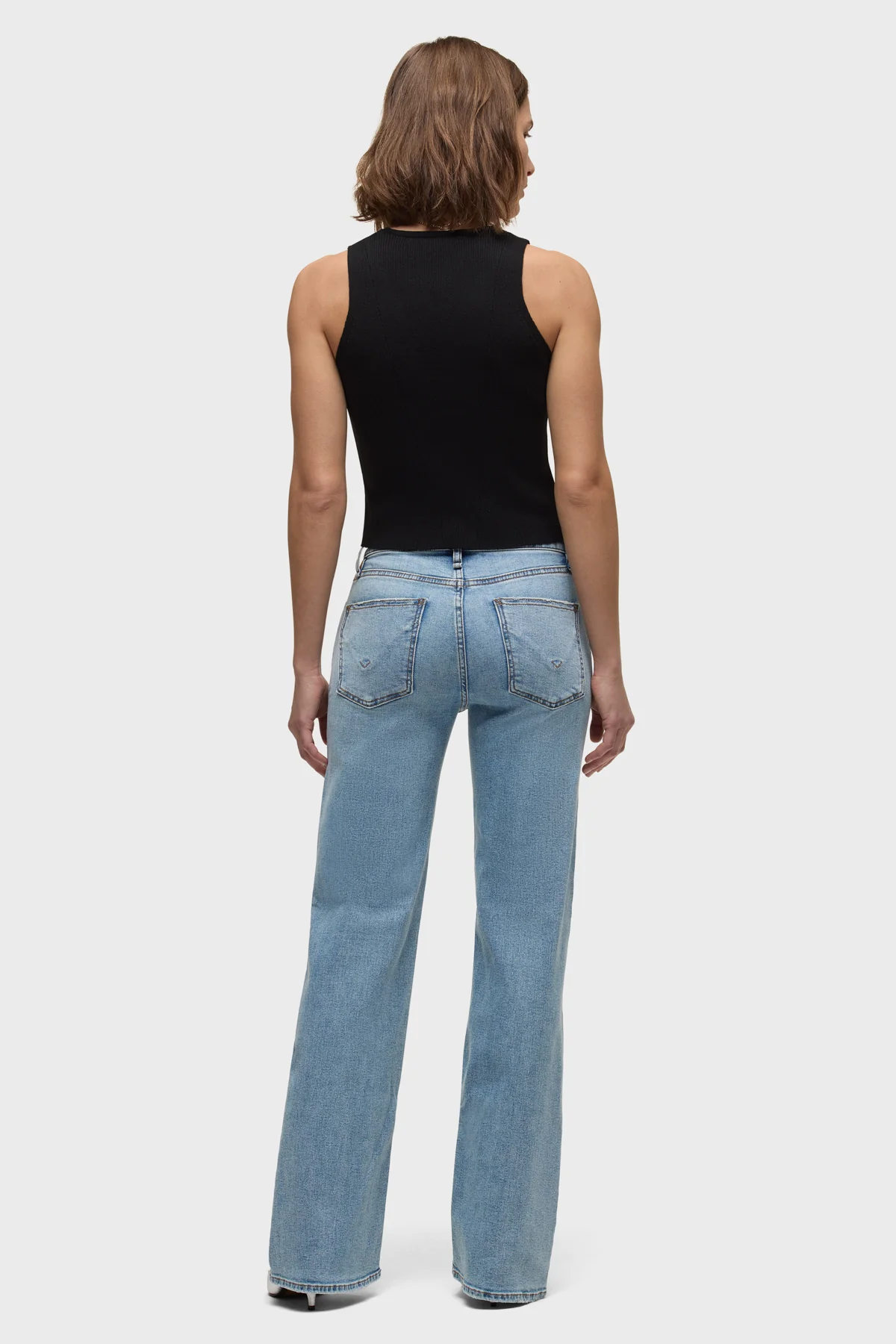 Sleeveless V-Neck Sweater - Image 7